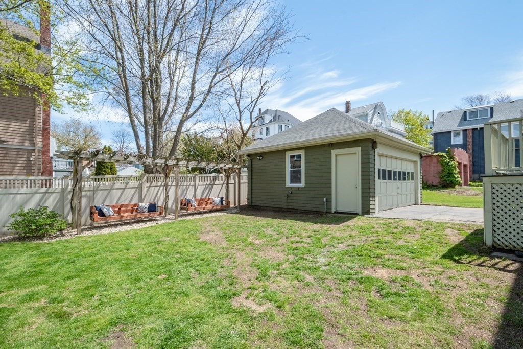 10 Loring Road Winthrop, MA 02152 - Photo 35 of 39 Gallery Image 35
