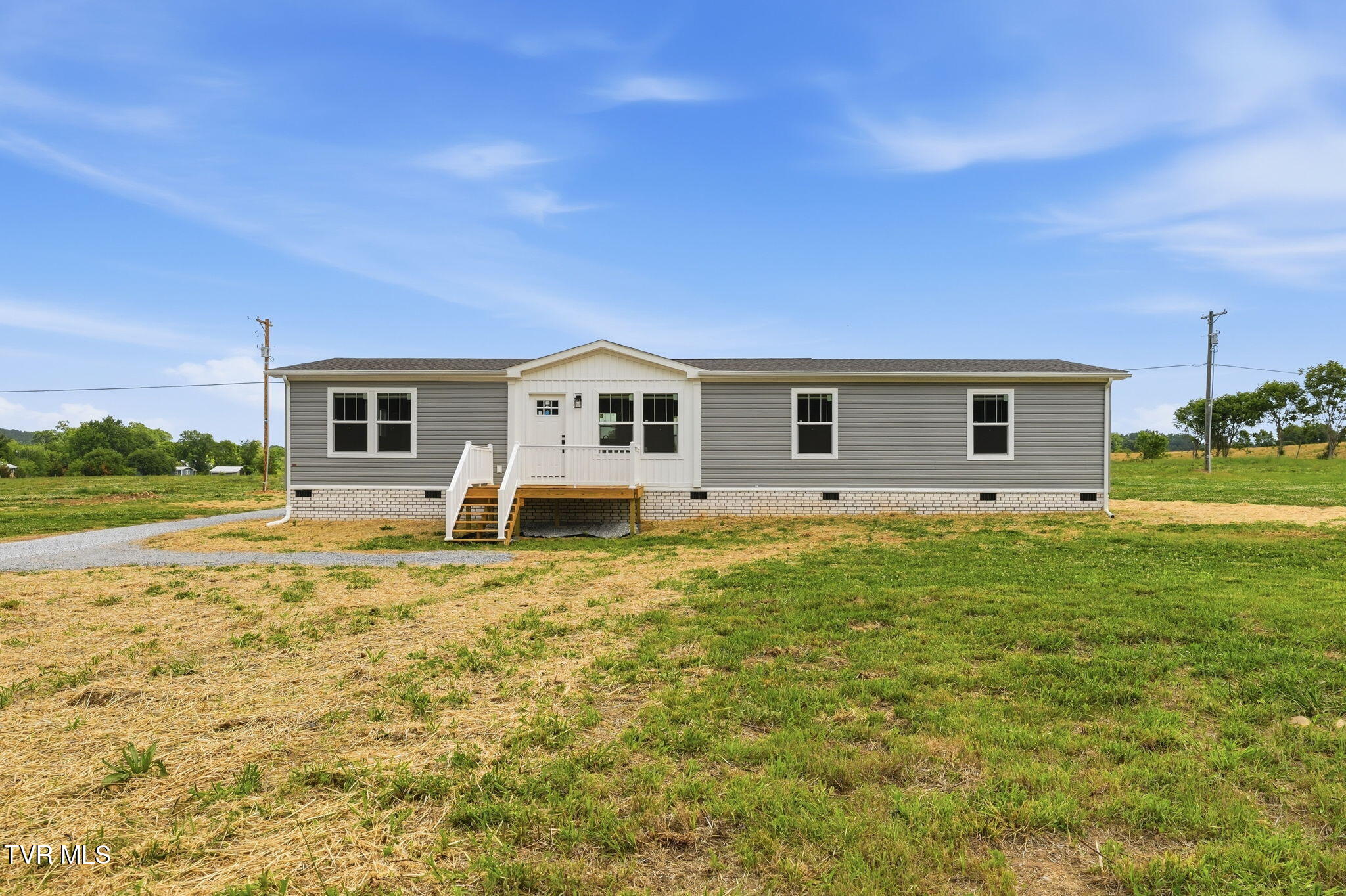880 Ricker Road Greeneville, TN 37743 - Photo 1 of 29 FRONT