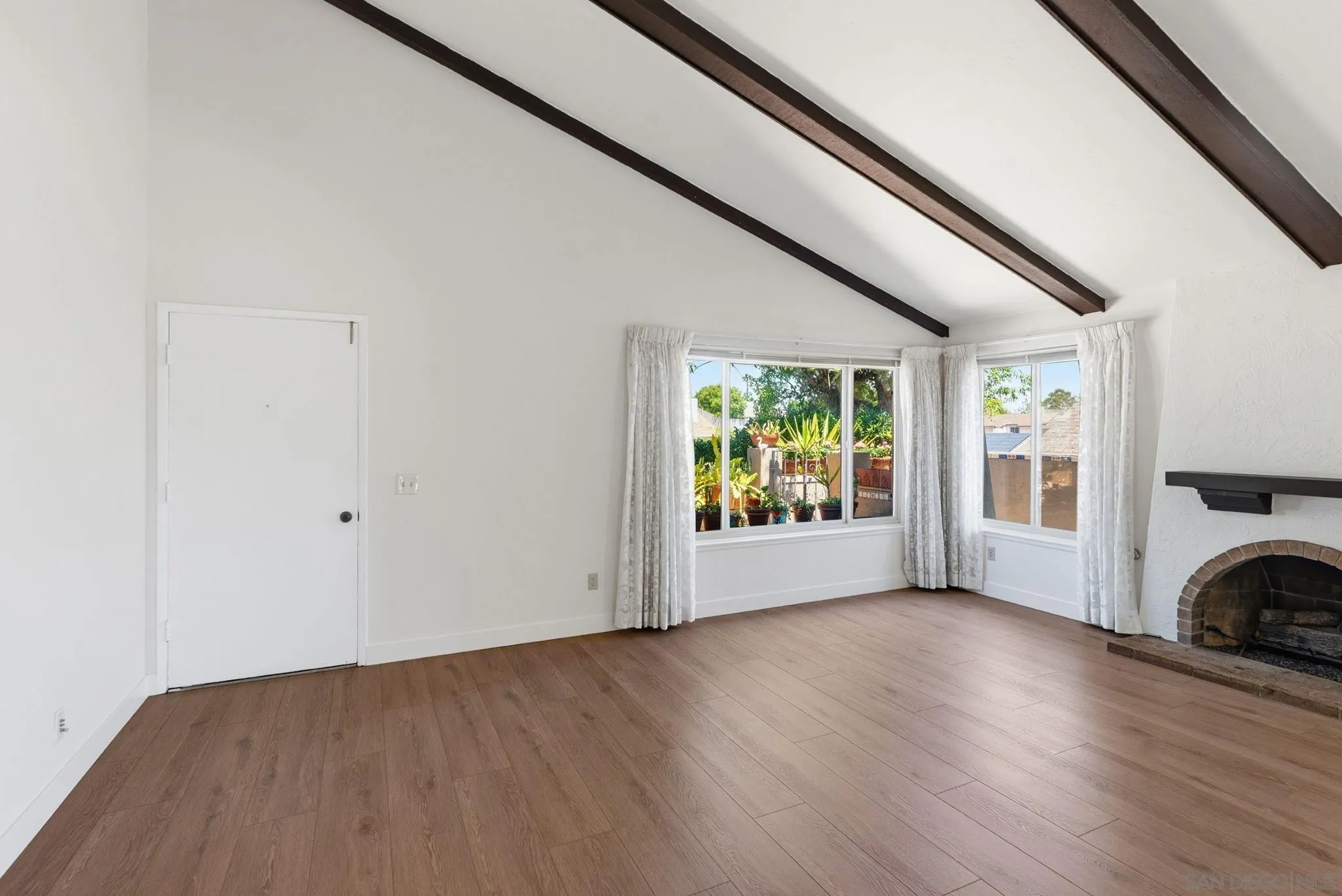 11355 Florindo Road San Diego, CA 92127 - Photo 5 of 44