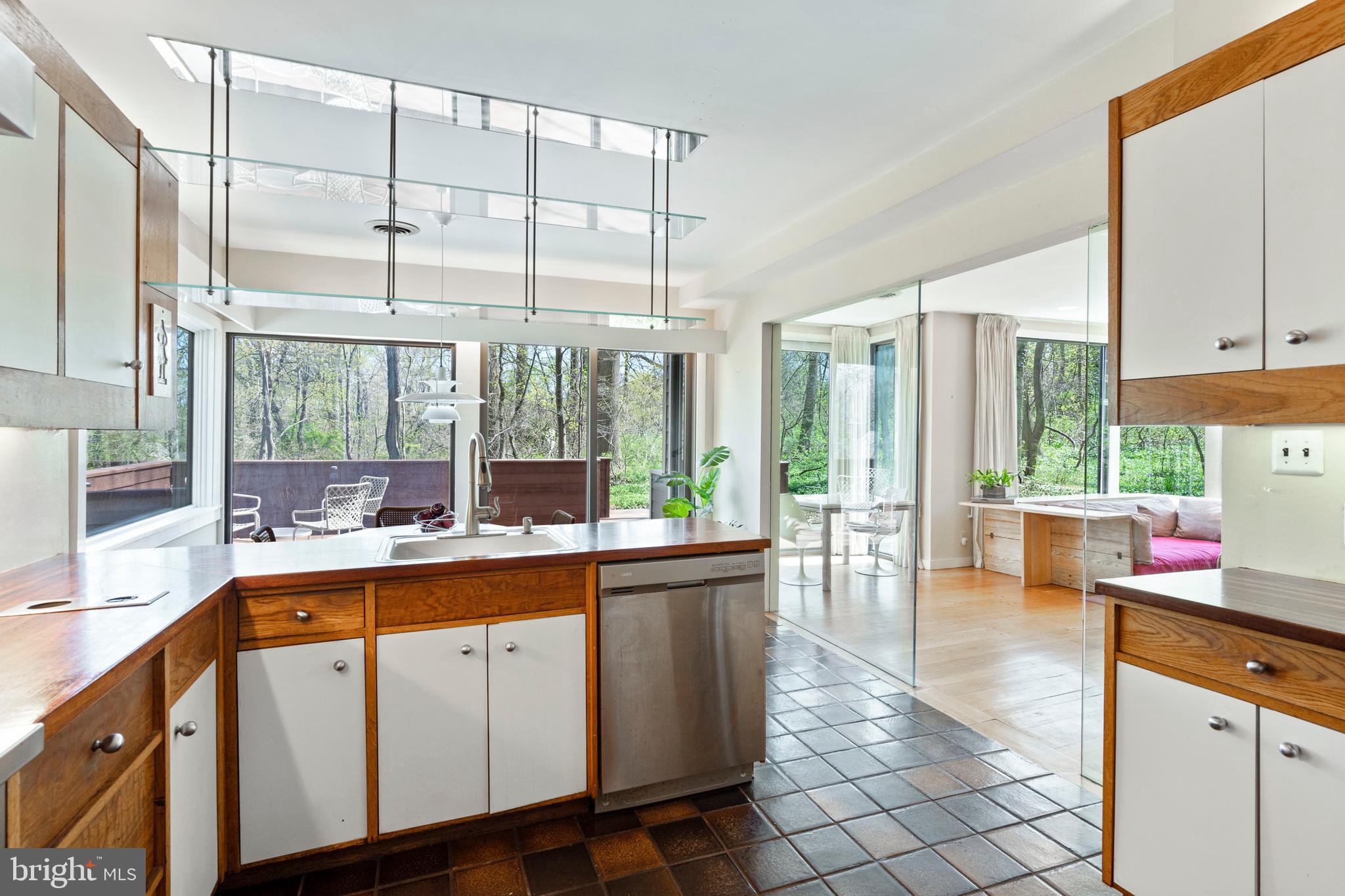625 Broad Acres Road Narberth, PA 19072 - Photo 8 of 18