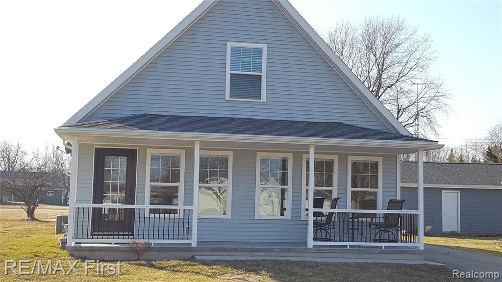 7684 Holiday Road Lexington, MI 48450 - Photo 1 of 32
