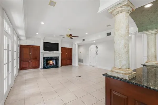 $685,000 | 31 Cypress Point Lane, New Orleans, LA 70131