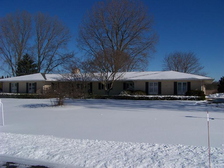 3025 Harbor Road Fennville, MI 49408 - Photo 1 of 24 Primary Photo