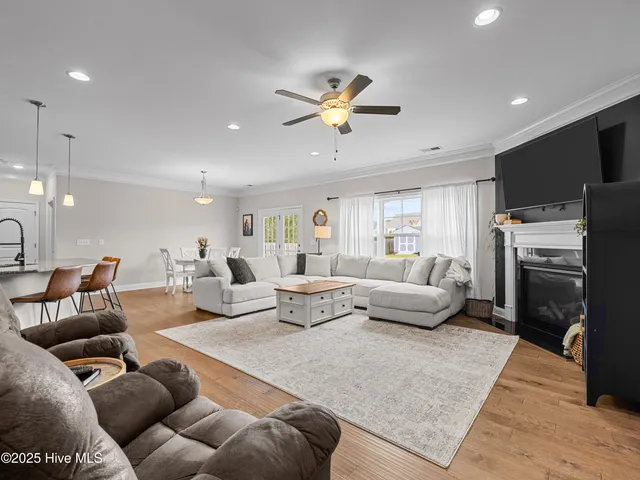 $532,000 | 931 Needlerush Road, Sneads Ferry, NC 28460