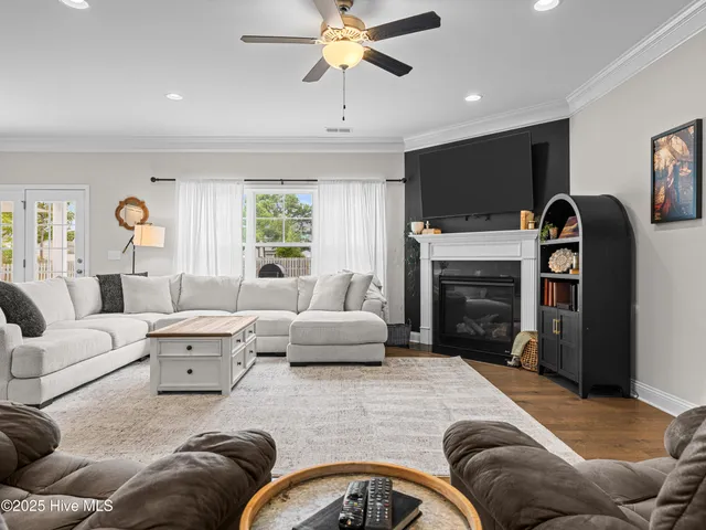 $532,000 | 931 Needlerush Road, Sneads Ferry, NC 28460