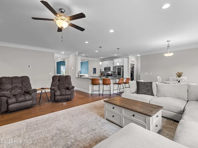 $532,000 | 931 Needlerush Road, Sneads Ferry, NC 28460