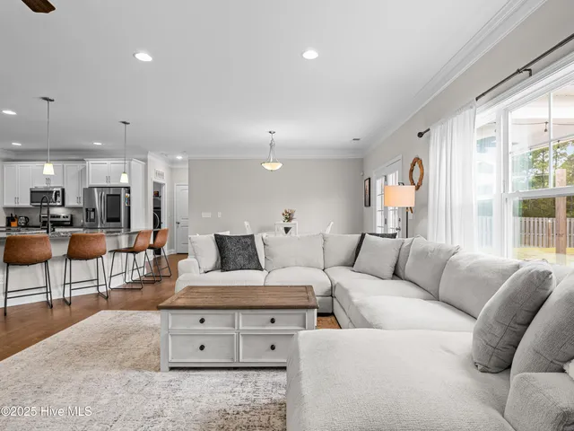 $532,000 | 931 Needlerush Road, Sneads Ferry, NC 28460