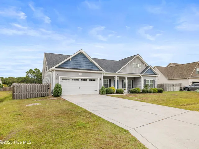 $532,000 | 931 Needlerush Road, Sneads Ferry, NC 28460