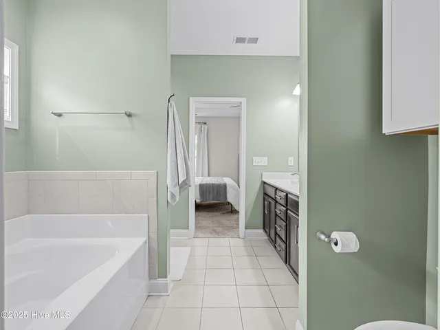 $532,000 | 931 Needlerush Road, Sneads Ferry, NC 28460