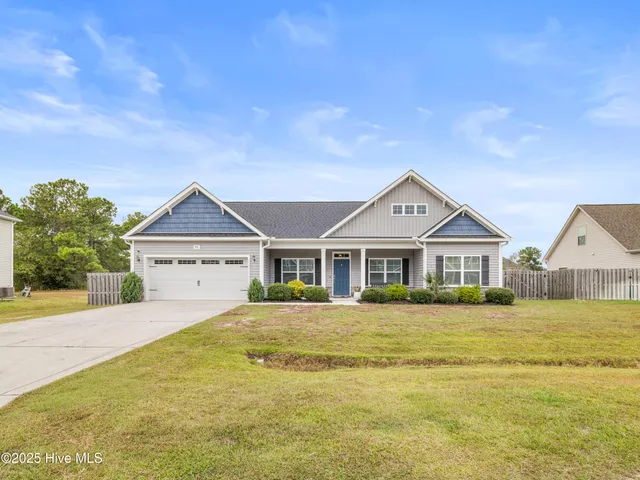 $532,000 | 931 Needlerush Road, Sneads Ferry, NC 28460