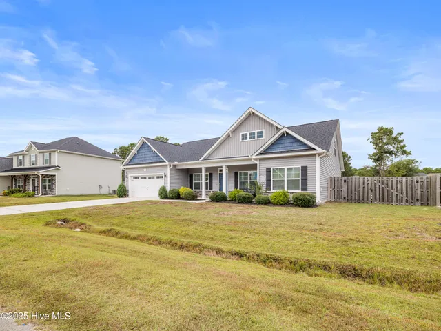$532,000 | 931 Needlerush Road, Sneads Ferry, NC 28460
