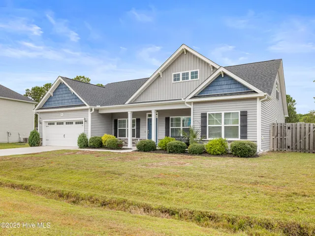 $532,000 | 931 Needlerush Road, Sneads Ferry, NC 28460
