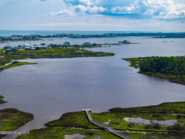 $532,000 | 931 Needlerush Road, Sneads Ferry, NC 28460