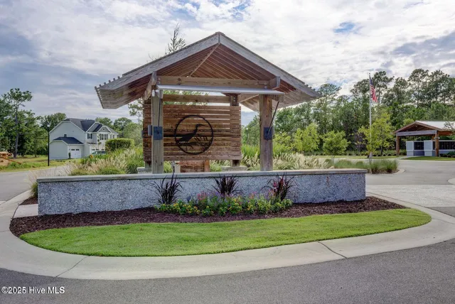 $532,000 | 931 Needlerush Road, Sneads Ferry, NC 28460