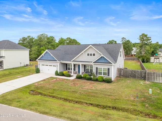 $532,000 | 931 Needlerush Road, Sneads Ferry, NC 28460