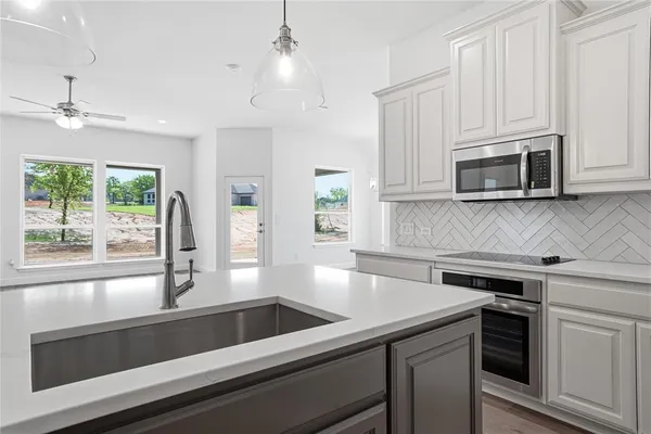 $479,612 | 118 Bitsy, Boyd, TX 76023