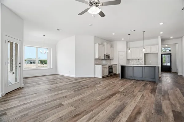 $479,612 | 118 Bitsy, Boyd, TX 76023