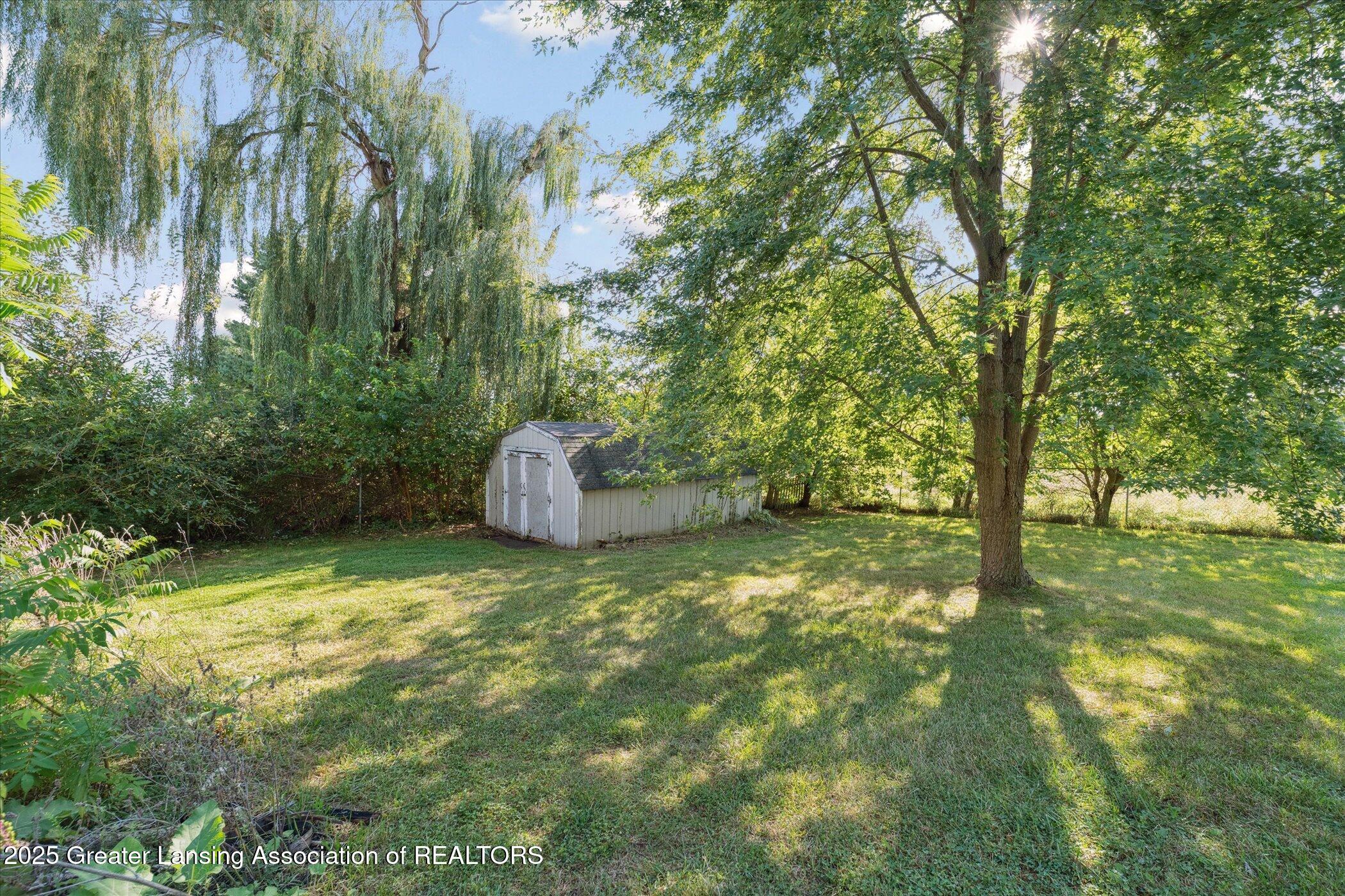 15364 Wright Road Grand Ledge, MI 48837 - Photo 42 of 62 42-15364-S-Wright-Rd-Grand-Ledge-MI-4883