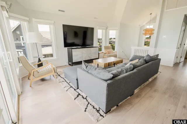 $2,399,000 | 4 Sea Bass Circle, Kitty Hawk, NC 27949