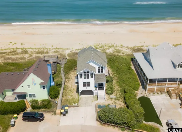 $2,399,000 | 4 Sea Bass Circle, Kitty Hawk, NC 27949