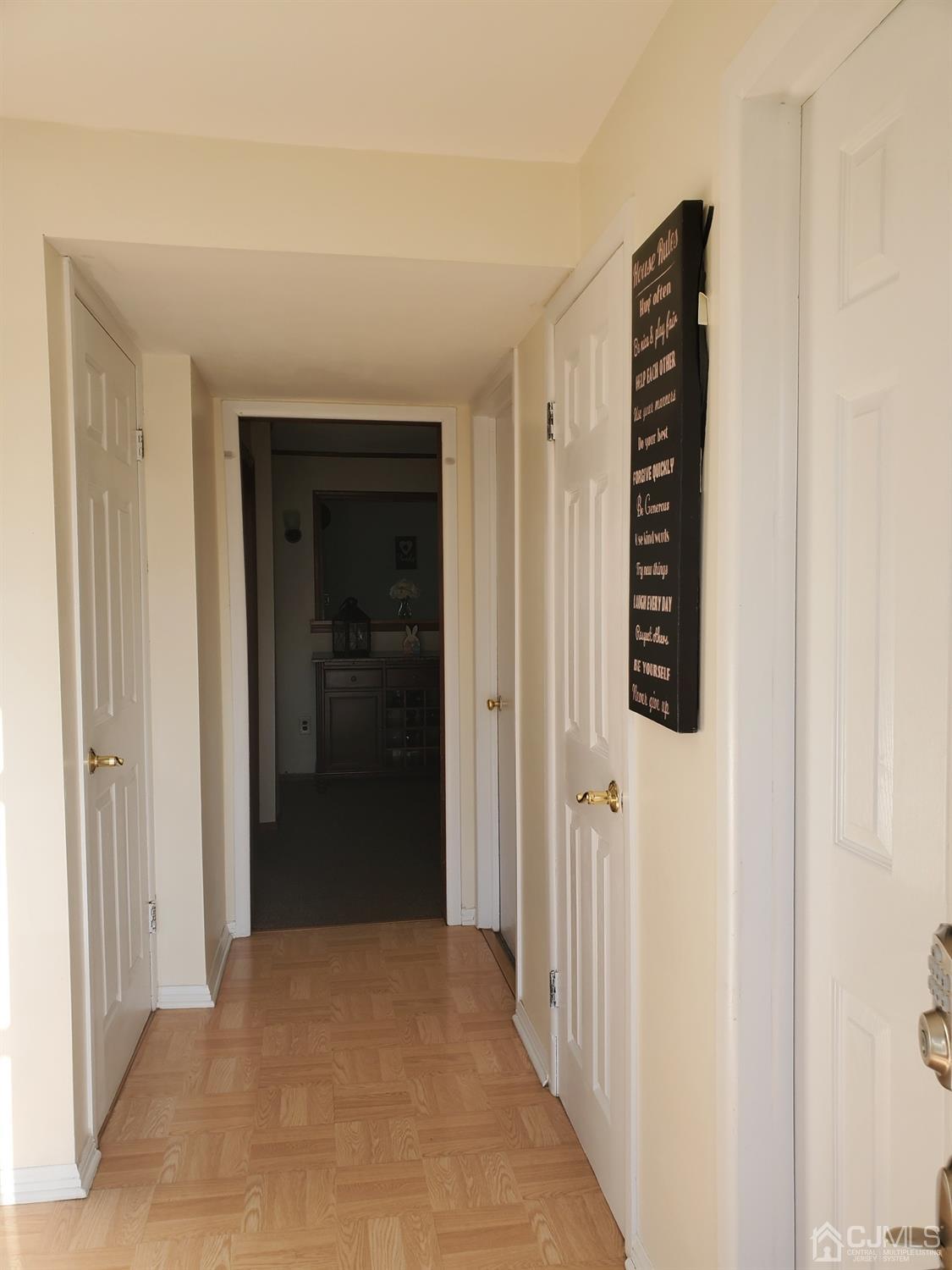14 Magee Road Edison, NJ 08817 - Photo 4 of 36