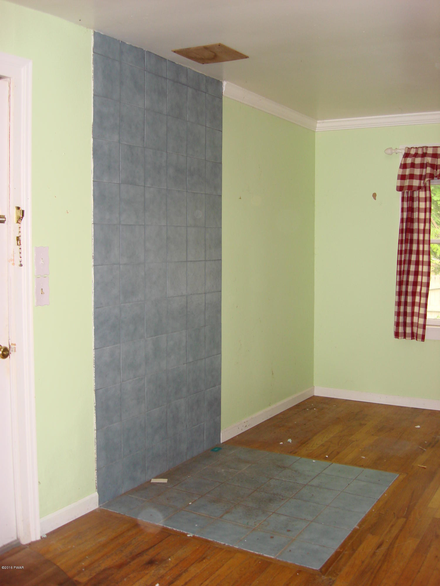 271 A Silver Lake Road Dingmans Ferry, PA 18328 - Photo 31 of 74