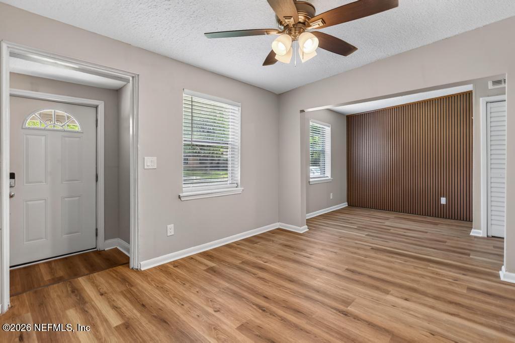 4117 Santee Road Jacksonville, FL 32209 - Photo 8 of 32 4117 Santee Rd-13