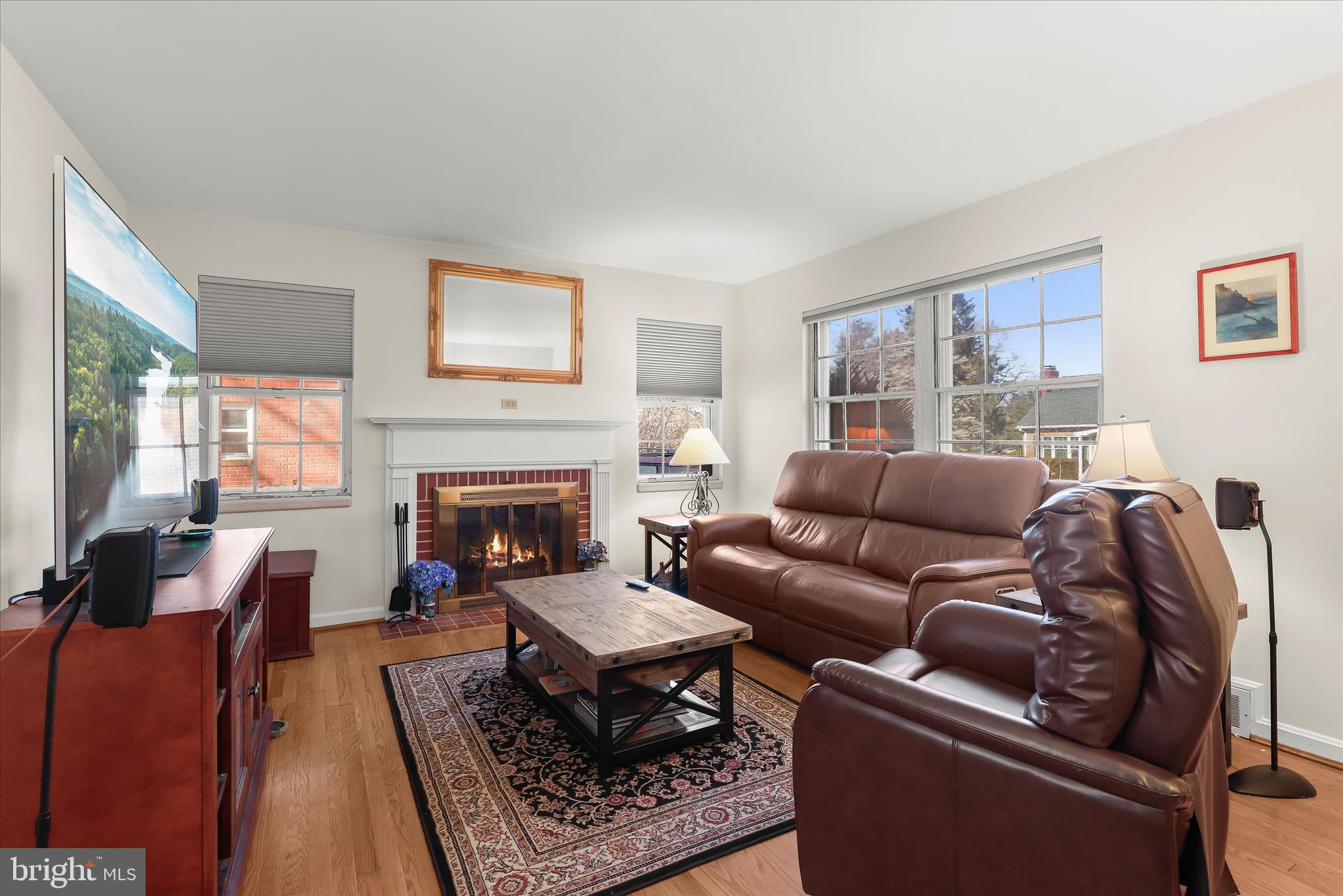 502 Biggs Avenue Frederick, MD 21702 - Photo 4 of 20 Living Room - Fireplace