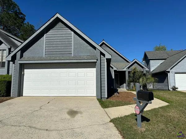 $1,700 | 110 Island Boulevard, Warner Robins, GA 31088