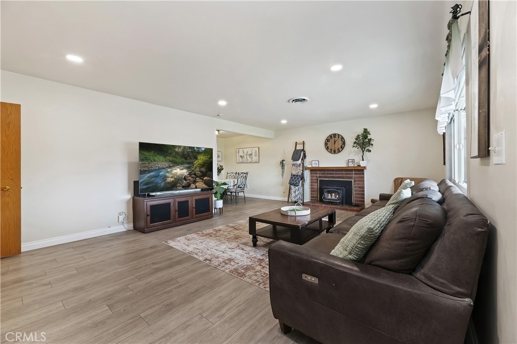 1252 2nd Place Calimesa, CA 92320 - Photo 11 of 28