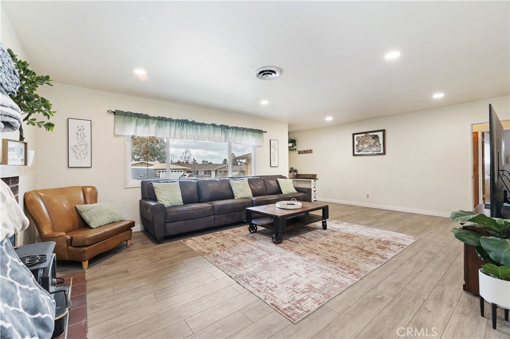 1252 2nd Place Calimesa, CA 92320 - Photo 13 of 28