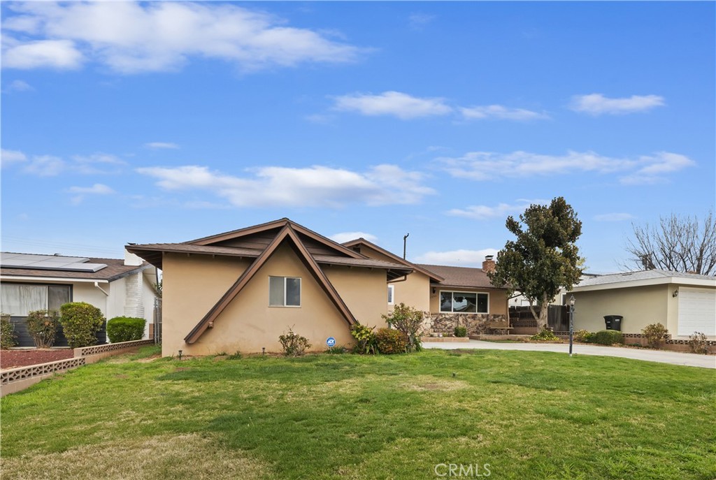 1252 2nd Place Calimesa, CA 92320 - Photo 5 of 28