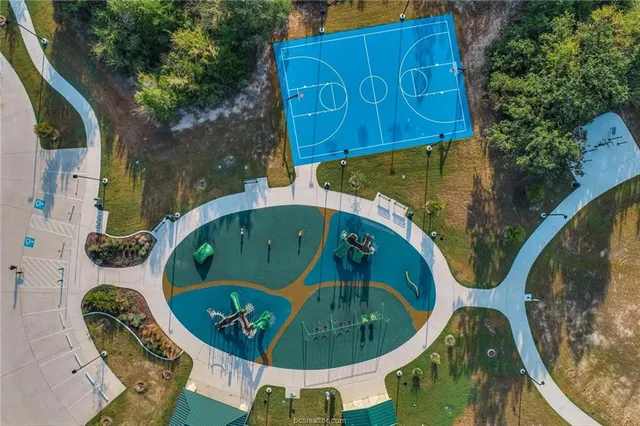 $299,900 | 2004 Dumfries Drive, Bryan, TX 77807