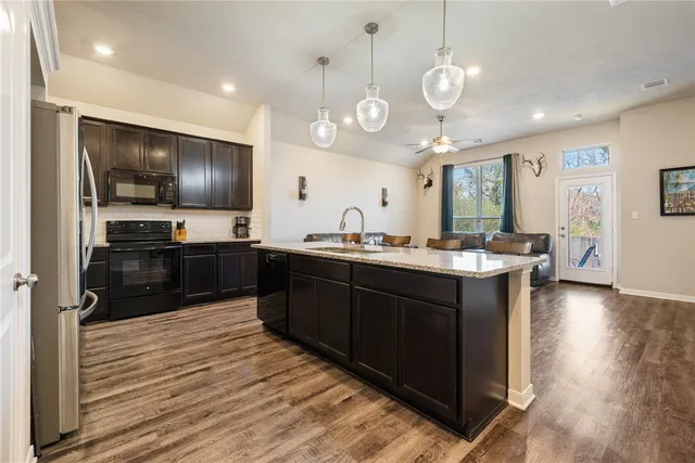 $299,900 | 2004 Dumfries Drive, Bryan, TX 77807