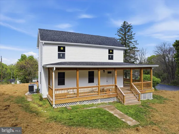 $299,900 | 5909 Charles Town Road, Kearneysville, WV 25430