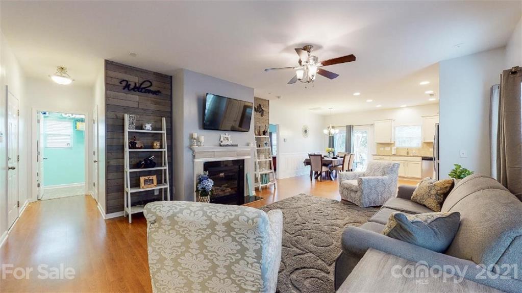 13823 Porter Creek Road Charlotte, NC 28262 - Photo 11 of 47