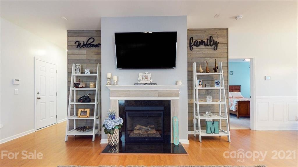 13823 Porter Creek Road Charlotte, NC 28262 - Photo 16 of 47