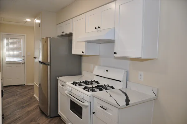 $1,575 | 804 Osage Drive, Unit A, Leander, TX 78641