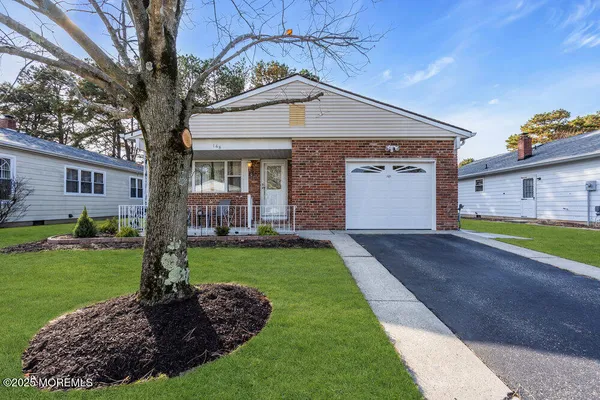 $305,000 | 148 Davenport Road, Toms River, NJ 08757