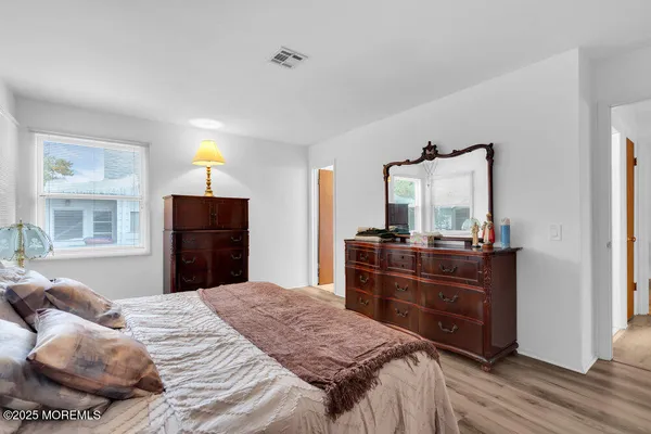 $305,000 | 148 Davenport Road, Toms River, NJ 08757