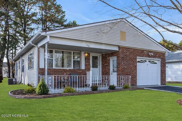 $305,000 | 148 Davenport Road, Toms River, NJ 08757