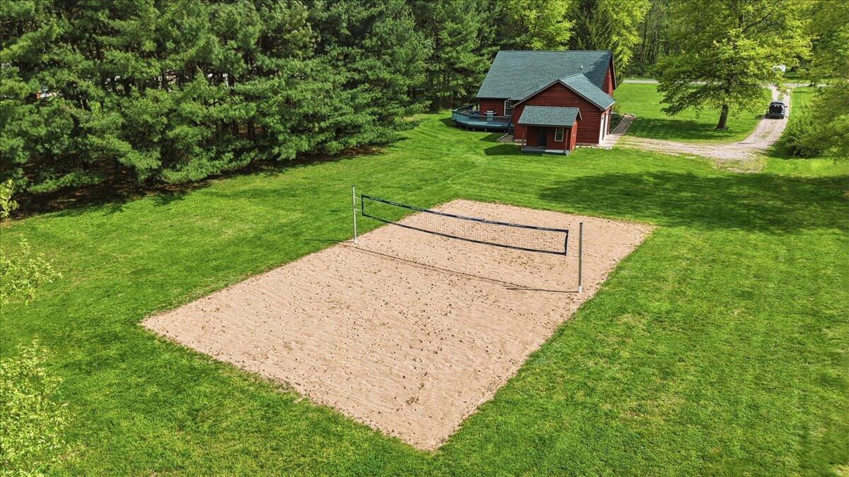 15463 Glen Road Mount Vernon, OH 43050 - Photo 4 of 45 Volleyball Court