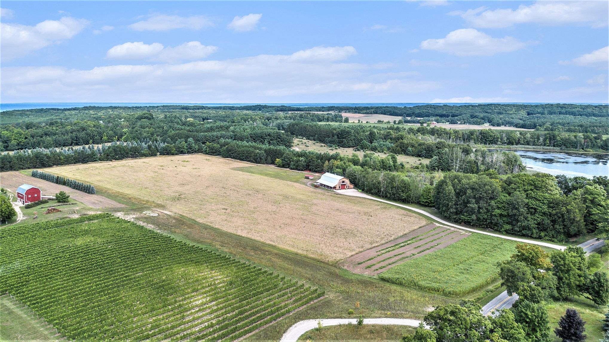 3625 Swaney Road Traverse City, MI 49686 - Photo 28 of 29
