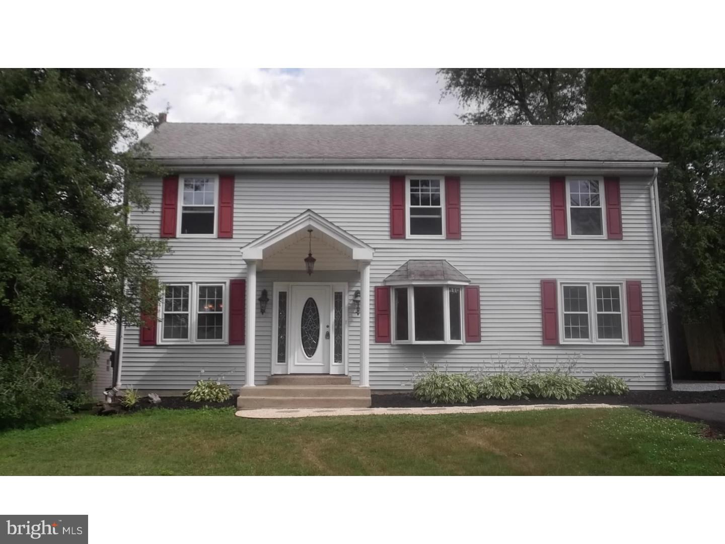 15163 Wayside Road Philadelphia, PA 19116 - Photo 1 of 24