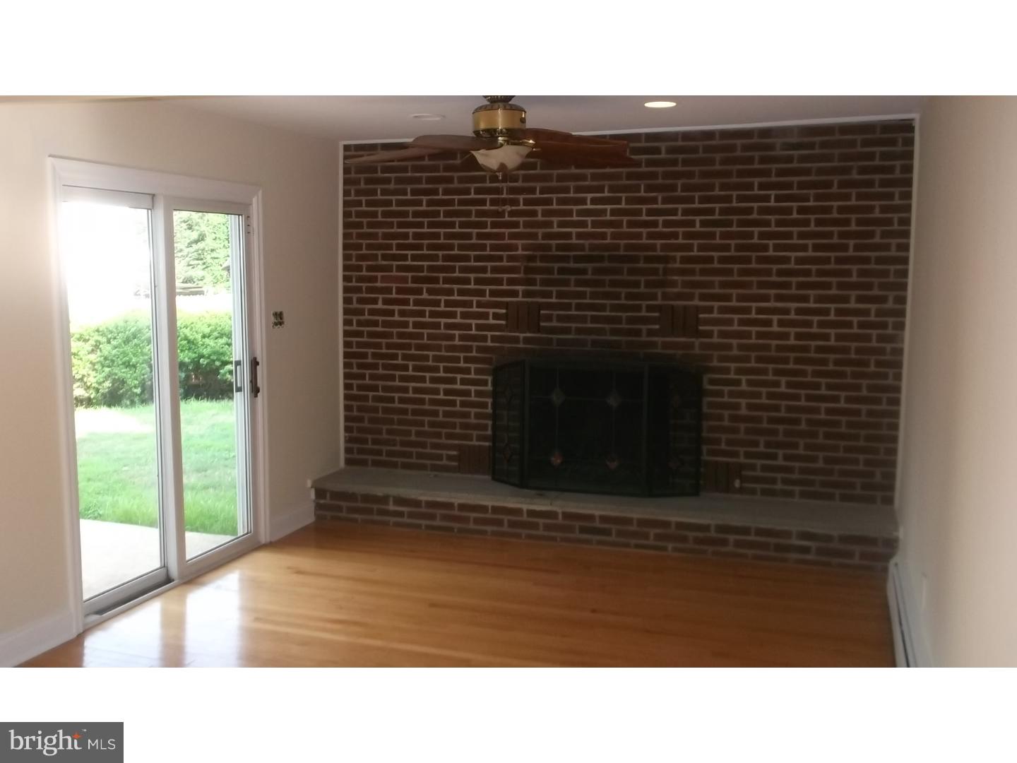 15163 Wayside Road Philadelphia, PA 19116 - Photo 13 of 24