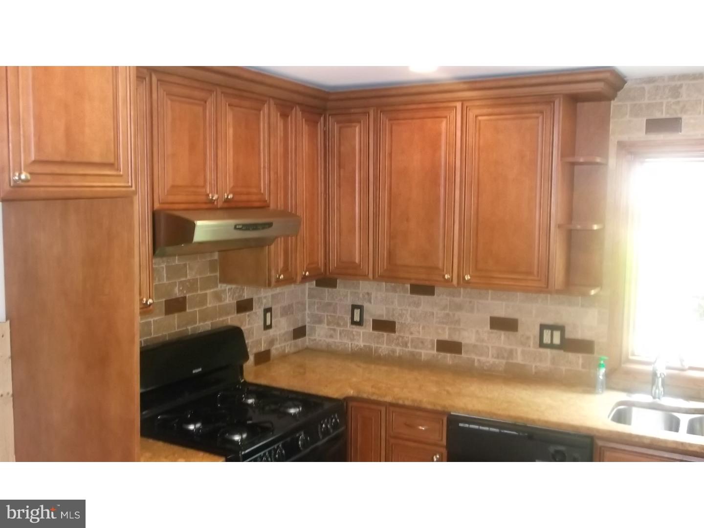 15163 Wayside Road Philadelphia, PA 19116 - Photo 18 of 24