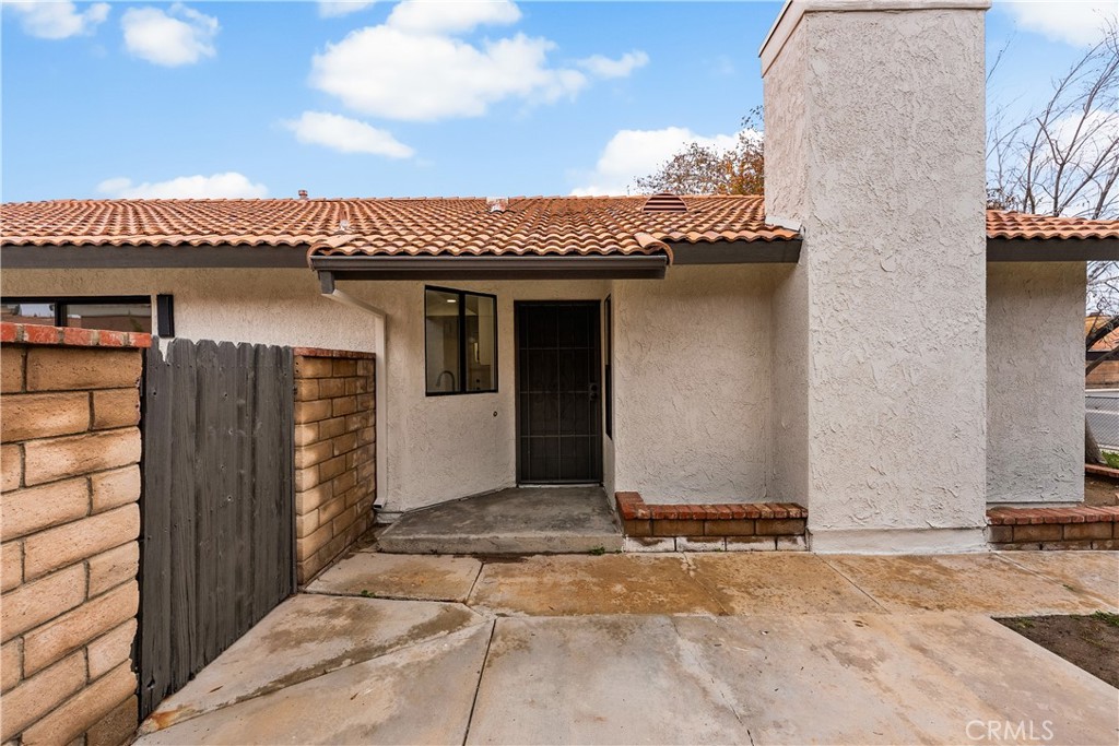 3563 East Ave R-11 Palmdale, CA 93550 - Photo 5 of 36 a view of a house