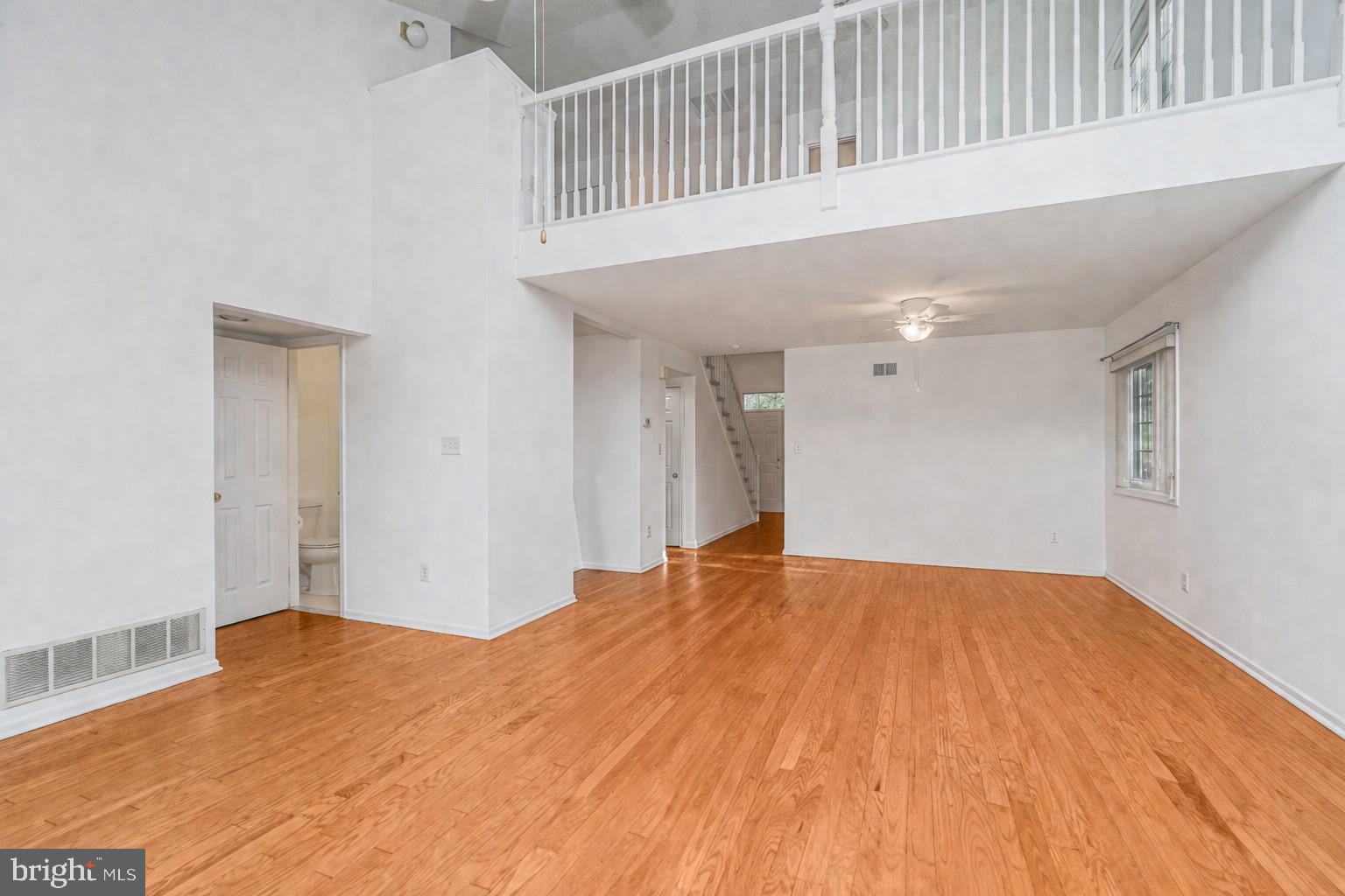 47A Winthrop Road Monroe Township, NJ 08831 - Photo 11 of 25 Living Room