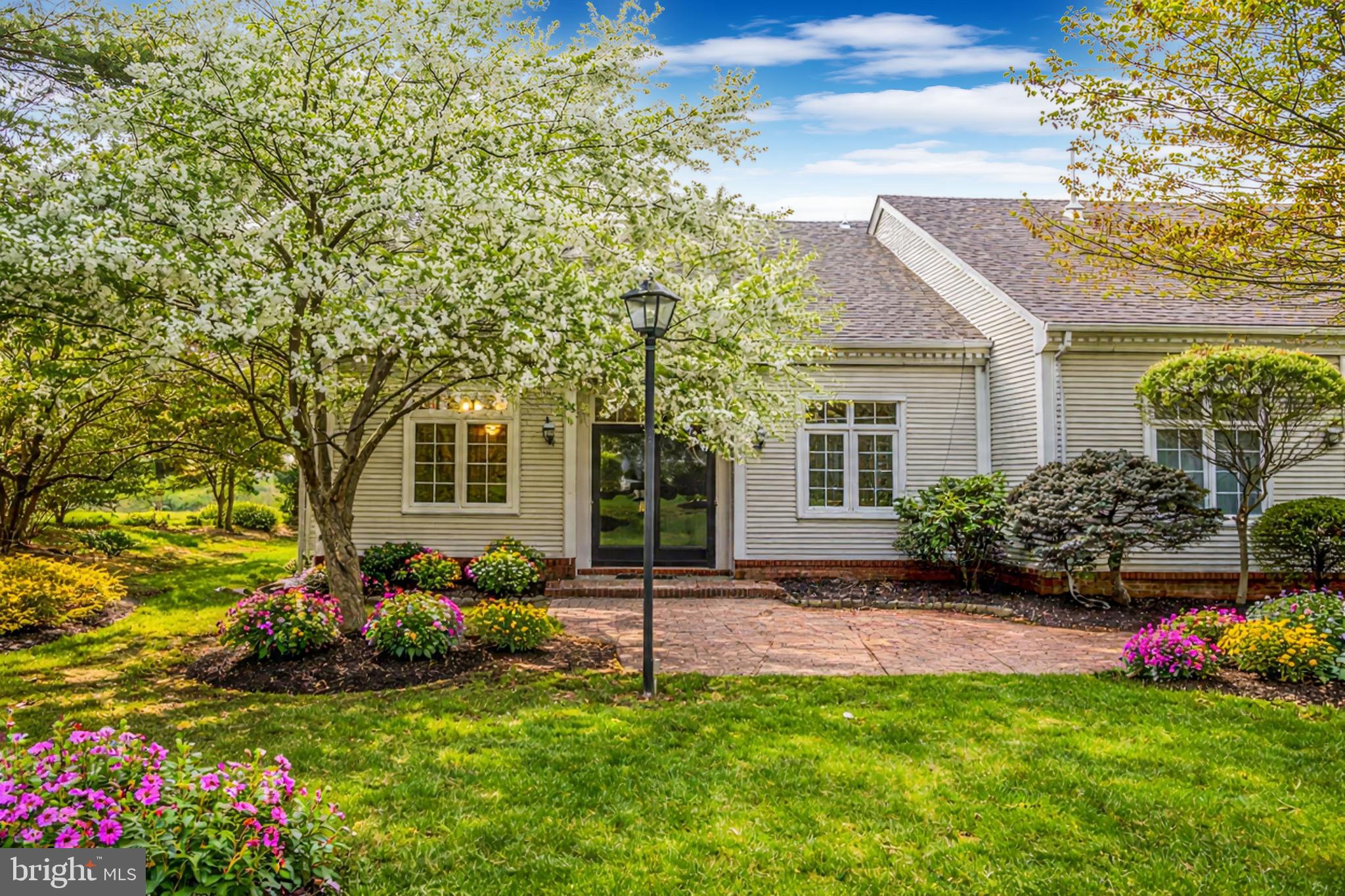 47A Winthrop Road Monroe Township, NJ 08831 - Photo 2 of 25