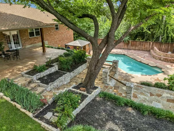 $569,900 | 3908 Wildwood, Euless, TX 76040